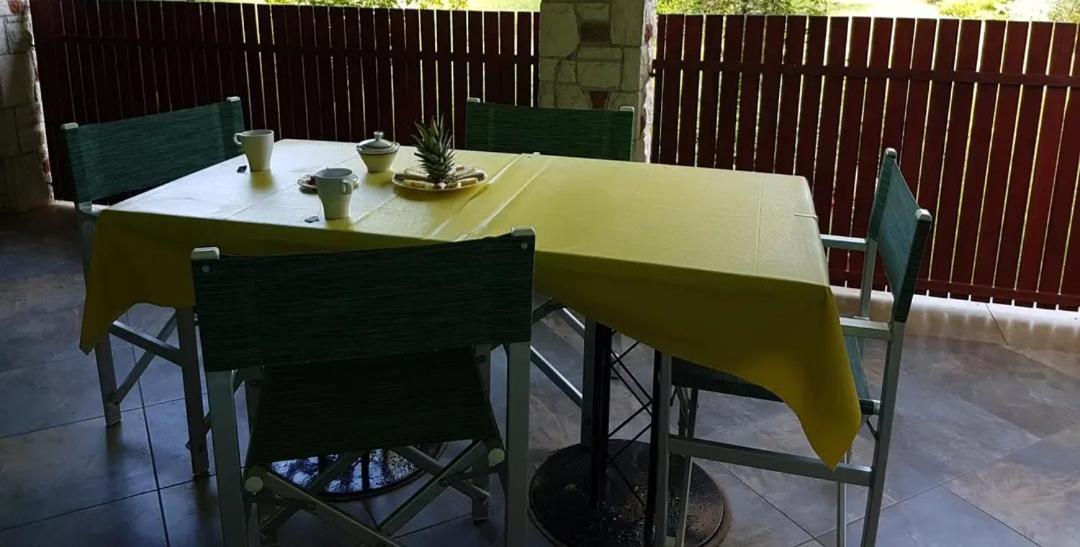 Apartman 2 Daire Ližnjan Dış mekan fotoğraf