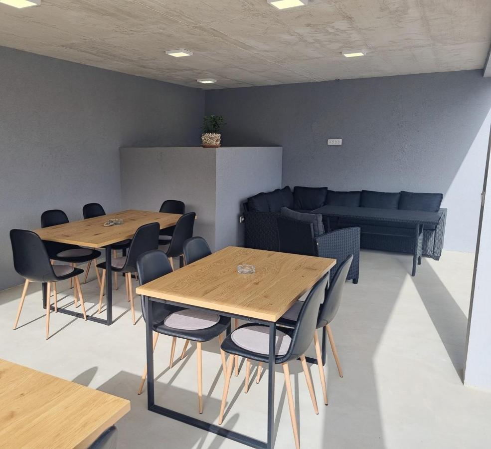 Apartman 2 Daire Ližnjan Dış mekan fotoğraf